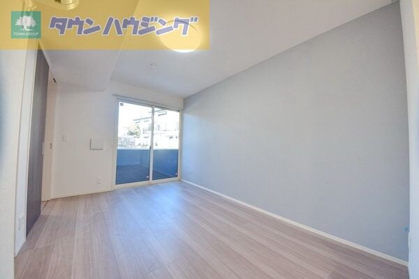 グランデュール春日の物件内観写真