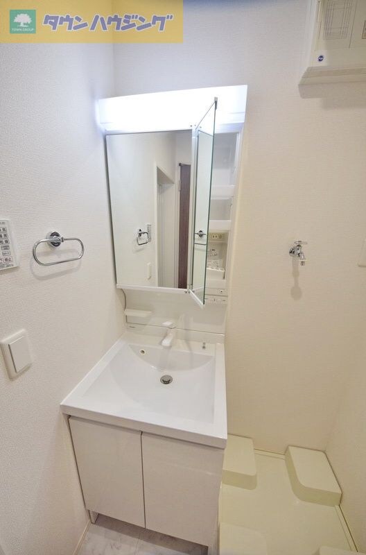 グランデュール春日の物件内観写真