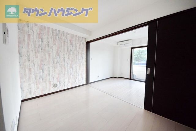 メイアジュール登戸の物件内観写真
