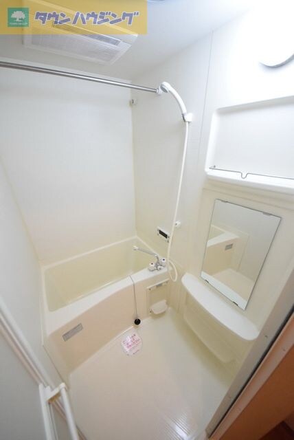 ティアラの物件内観写真