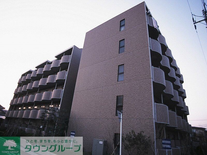 レオパレスパティオの物件外観写真