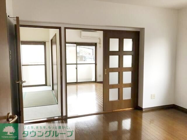 フィオーレ栗の葉の物件内観写真