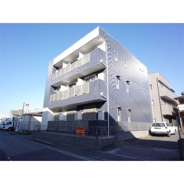 アンプレッセの物件外観写真