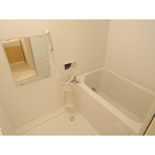 アンプレッセの物件内観写真