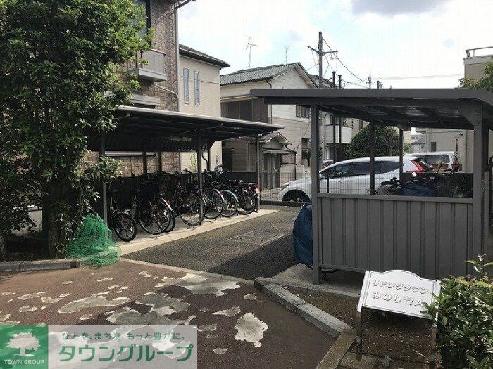 リビングタウンみのり台Ａの物件内観写真