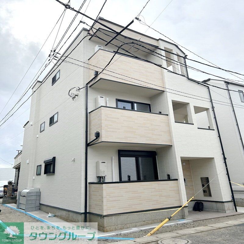 ｇｒａｓｓ　ｃｏｕｒｔの物件外観写真