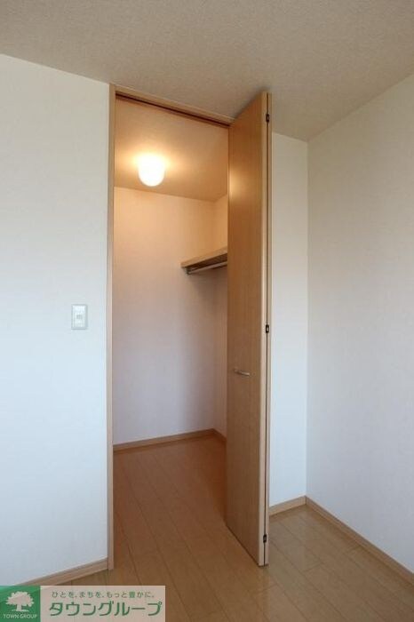 コリーヌ・　ドゥの物件内観写真