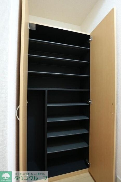 コリーヌ・　ドゥの物件内観写真