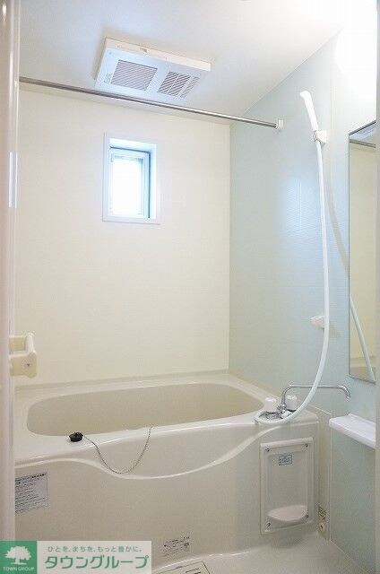 アン・ミケーリアの物件内観写真