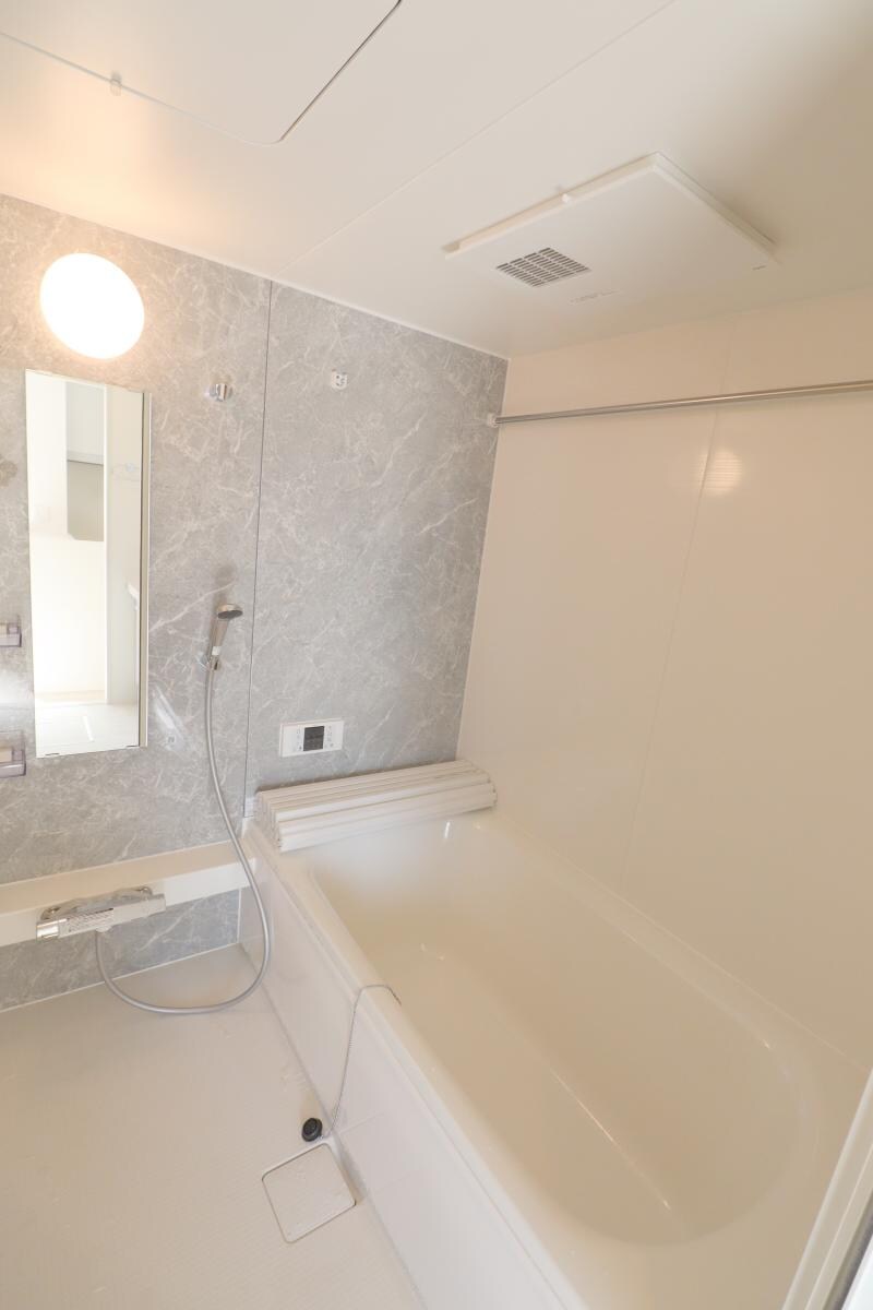 オークリーフ三郷　Ｂ棟の物件内観写真