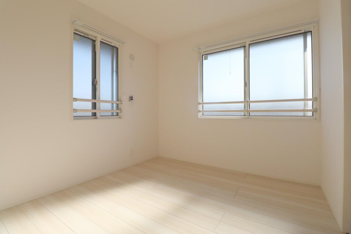 オークリーフ三郷　Ｂ棟の物件内観写真