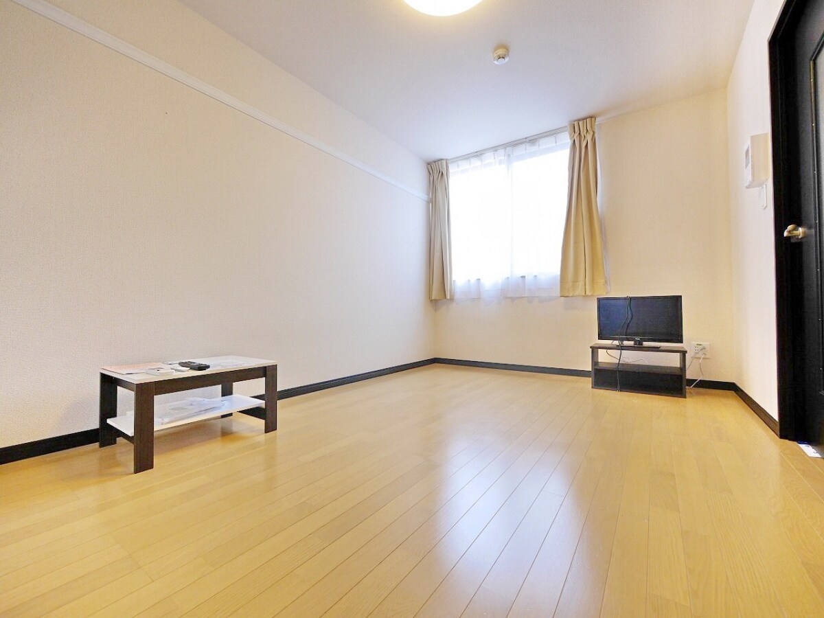 レオネクストラシーヌ弐番館の物件内観写真