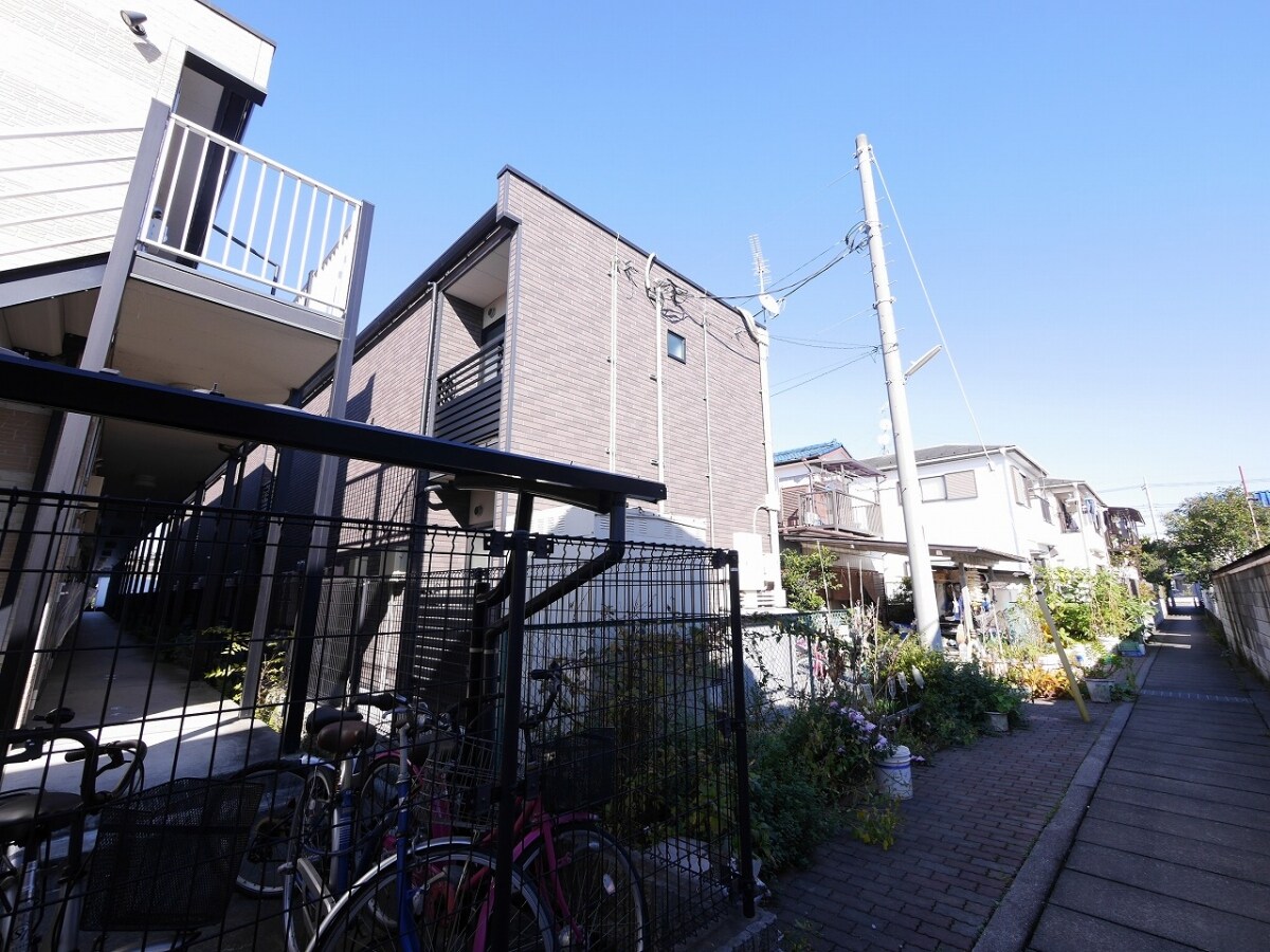 レオネクストラシーヌ弐番館の物件内観写真