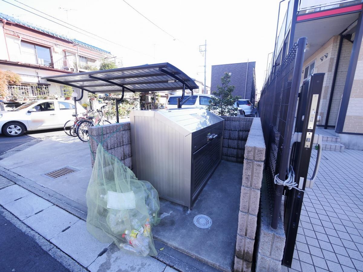 レオネクストラシーヌ弐番館の物件内観写真