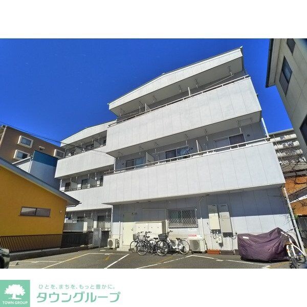 エステート新松戸２４の物件外観写真