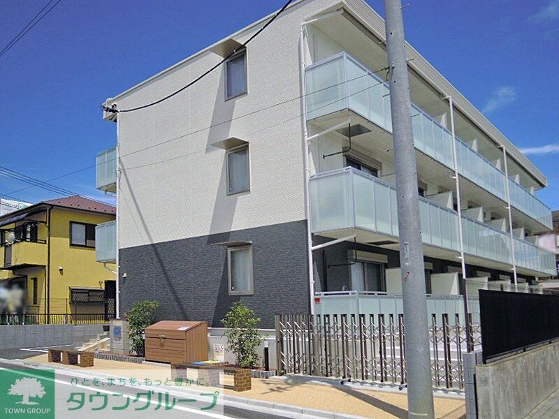 レオネクストアイヴィレッジの物件外観写真