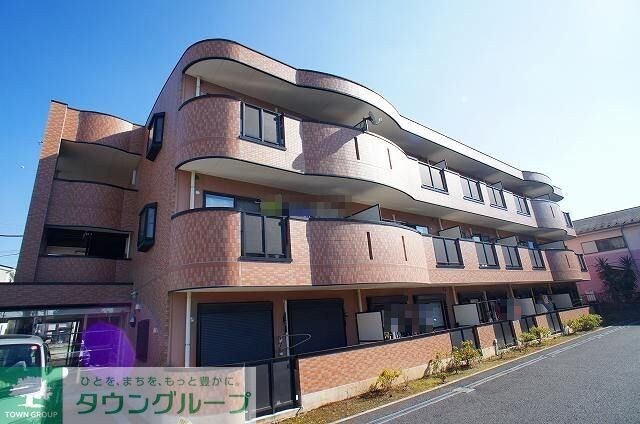 アーバン・ヒルズの物件外観写真