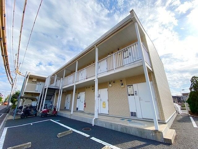 レオパレスＤＥＤＯの物件外観写真