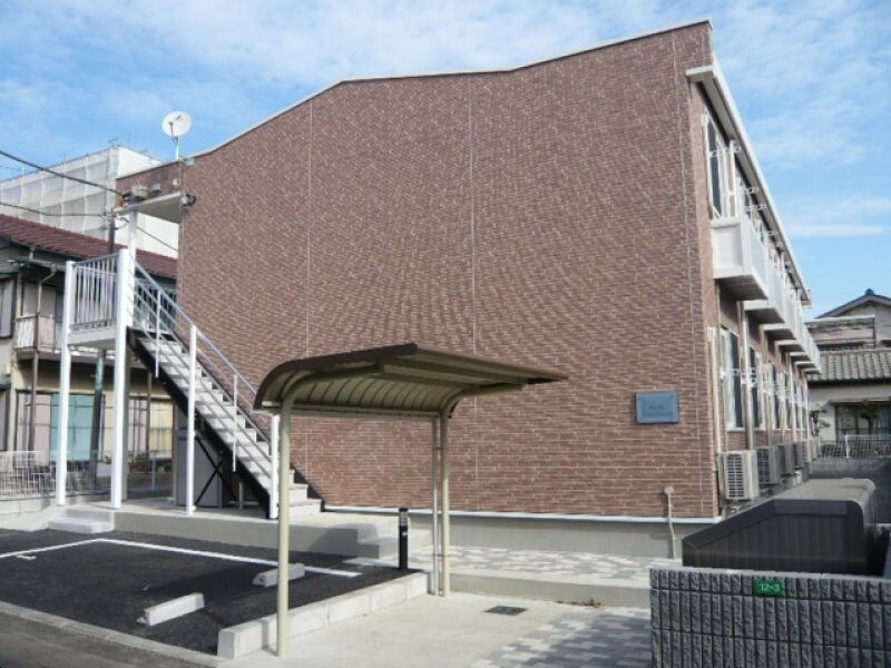 レオパレスさくら２の物件外観写真