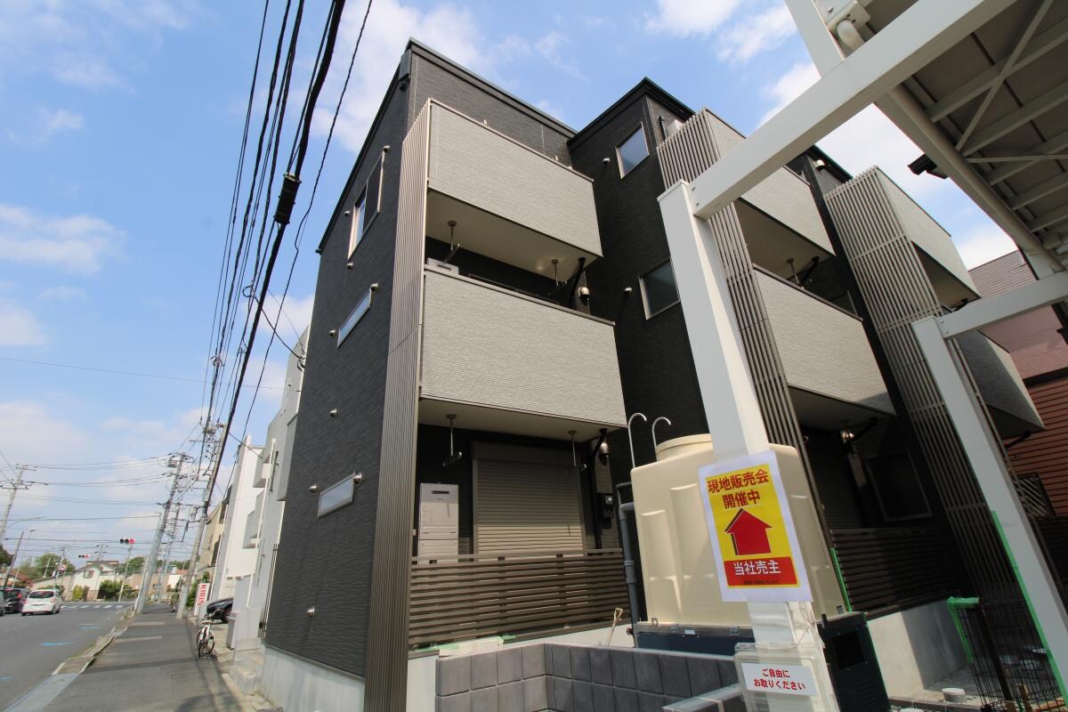 シャルコートＳＯＧＡの物件外観写真