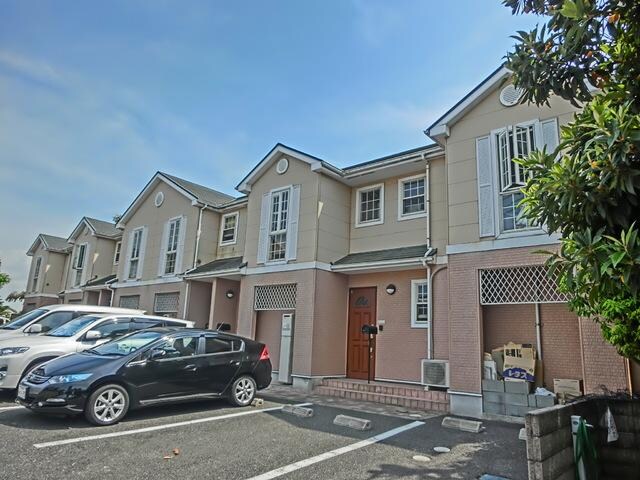 ブルーラグーンの物件外観写真