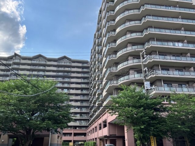 プローラ津田沼の物件外観写真