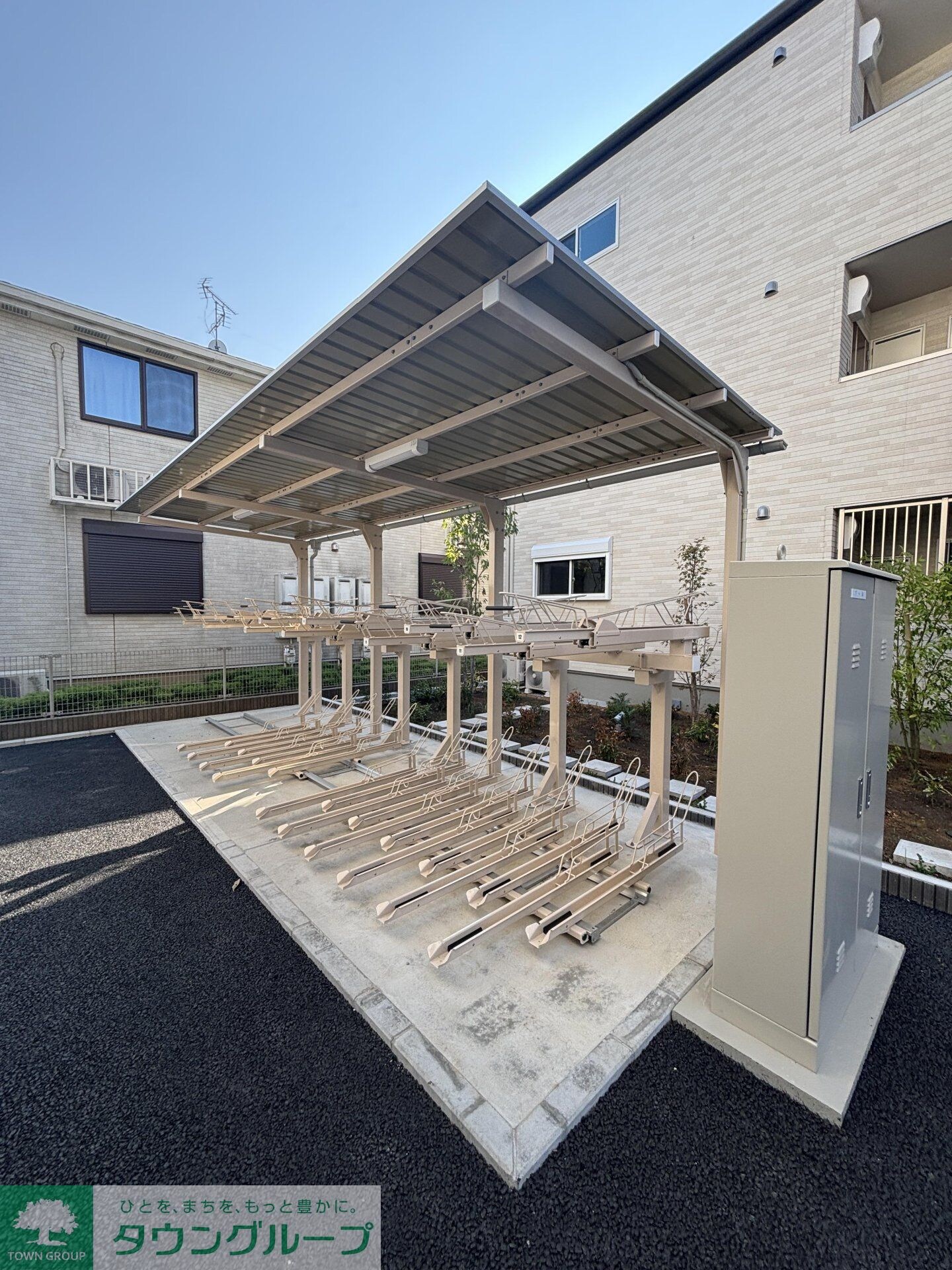 GREEN GABLES FAMIRIA Bの物件内観写真