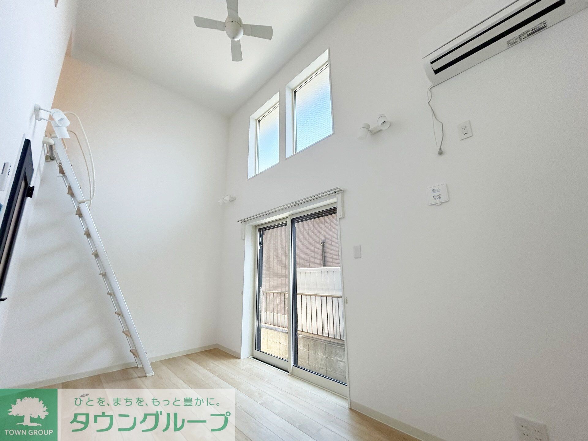 クロ　コートの物件内観写真