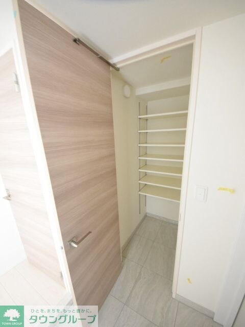 Royjent Parks千葉中央（ロイジェントパークス）の物件内観写真