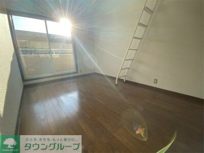 プラザ・ドゥ・アリーナの物件内観写真