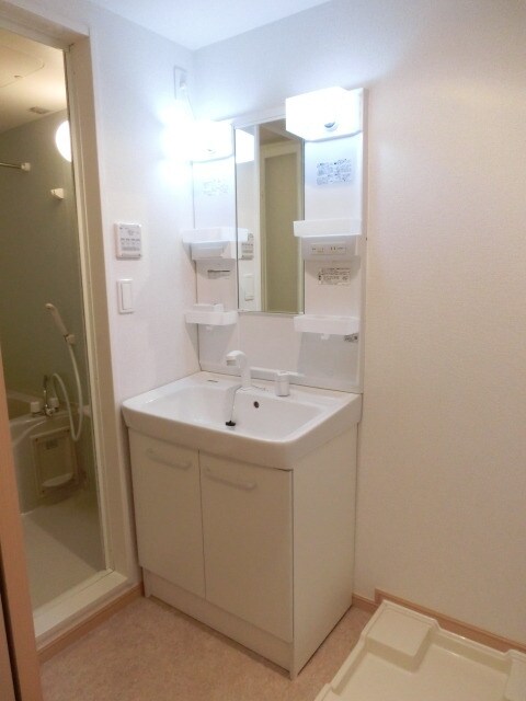 クラスターヒル・IIの物件内観写真