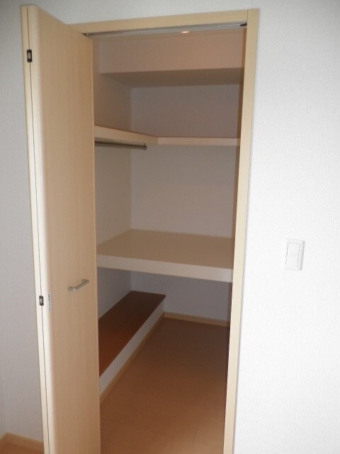 メゾン　フォレスティア　Ａの物件内観写真