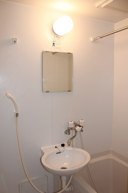 レオパレスフリーダムベッセルIVの物件内観写真