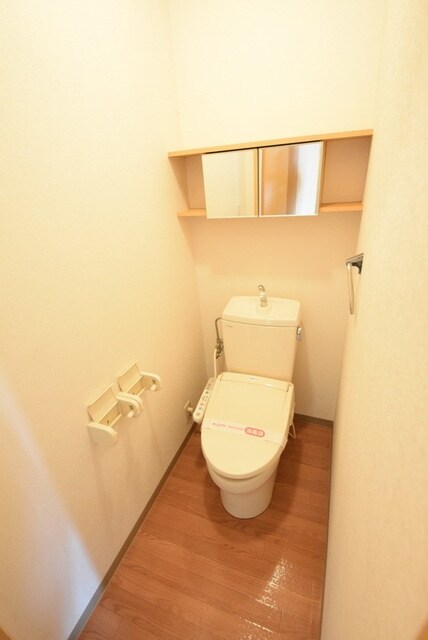 ティアラの物件内観写真