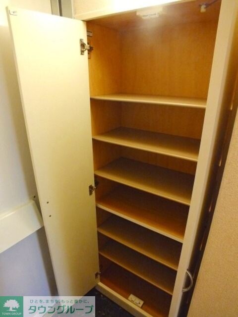 レオパレスシャンブル穴川の物件内観写真