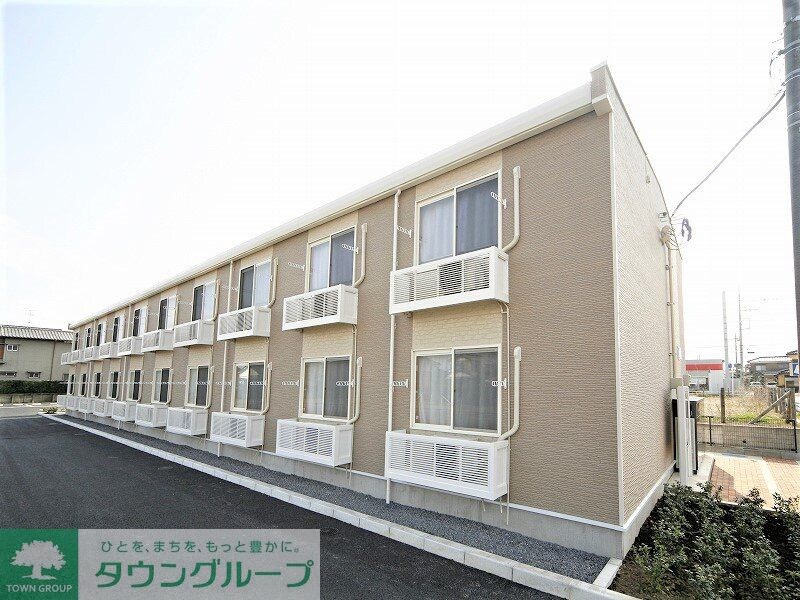 レオパレスグランディアの物件外観写真