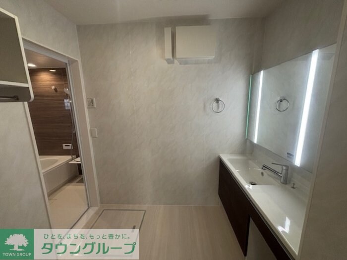 シャイングレイスの物件内観写真