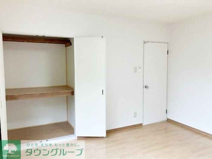 ファミールタヤマ　Ａの物件内観写真