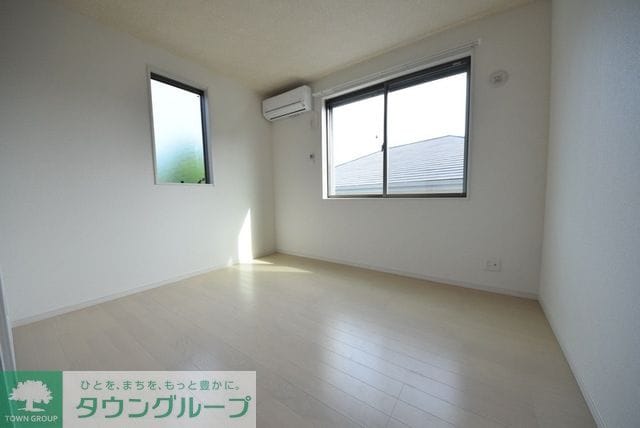 フォルビテッツァ松ヶ丘の物件内観写真