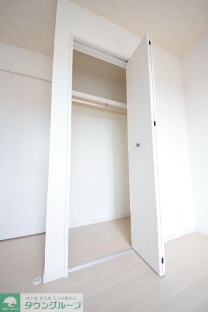 フォルビテッツァ松ヶ丘の物件内観写真