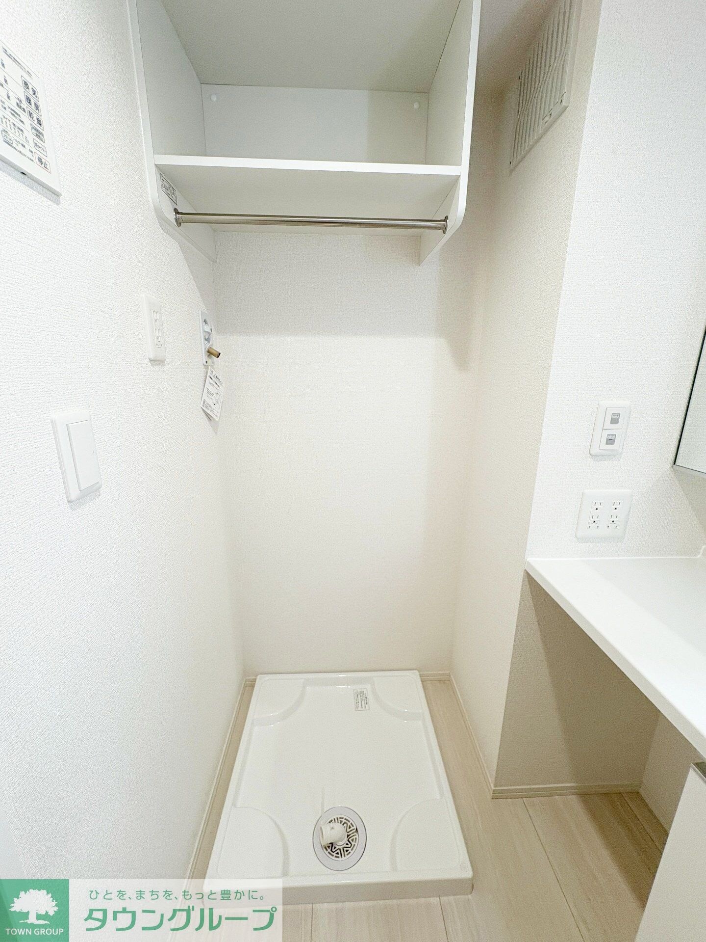 Ｄ-カヴェリ本千葉の物件内観写真