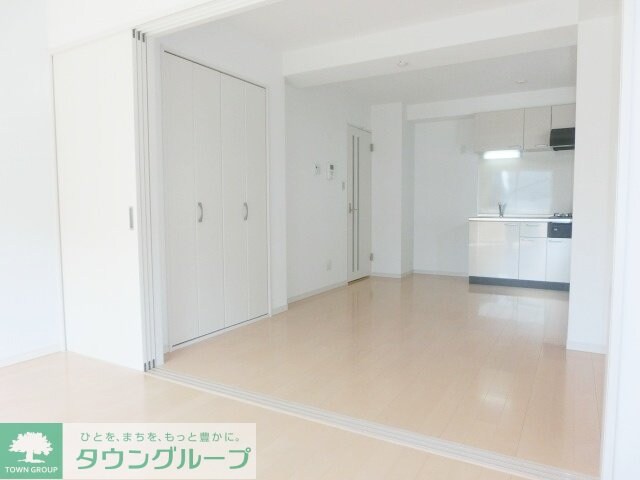 ツリーフィールド幕張の物件内観写真