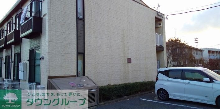 レオパレスリビングメイト学園前の物件内観写真
