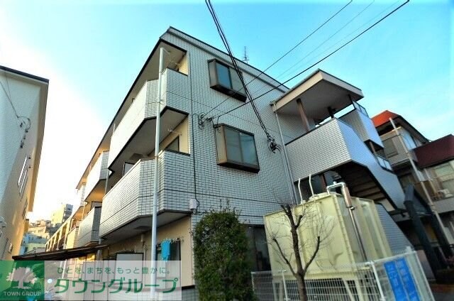 メゾン・ド・エモックの物件外観写真