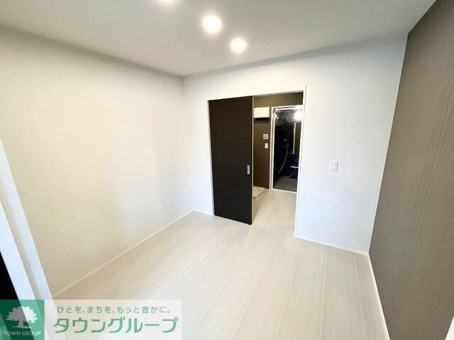 レヴメゾン神山四番館の物件内観写真