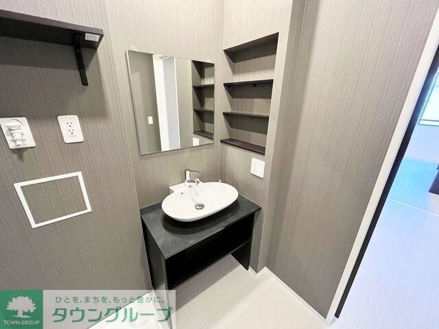 レヴメゾン神山四番館の物件内観写真