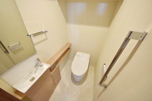 プラウドタワー大泉学園の物件内観写真