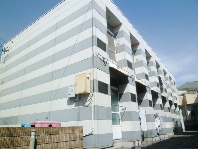 レオパレスサンハウスの物件外観写真