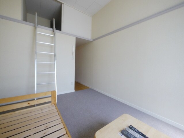 レオパレスサンハウスの物件内観写真