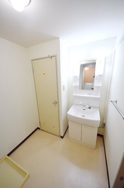 ジュノー・ムカイの物件内観写真